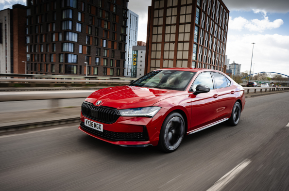 Škoda Superb Hatch Sportline
