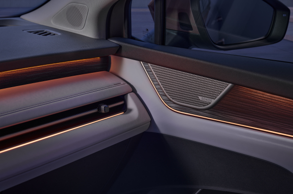Škoda confirms UK pricing and specification for new all-electric flagship Peaq