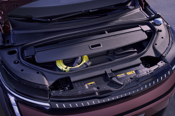 Škoda confirms UK pricing and specification for new all-electric flagship Peaq
