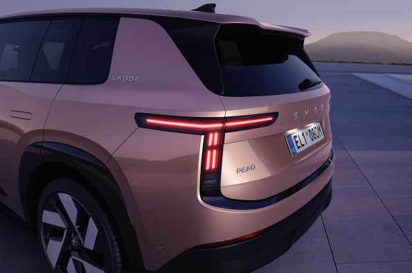 Škoda confirms UK pricing and specification for new all-electric flagship Peaq