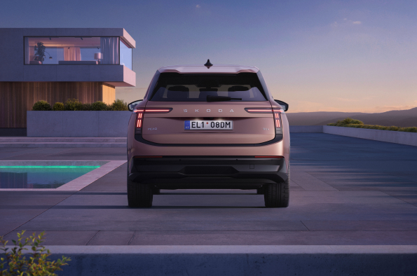 Škoda confirms UK pricing and specification for new all-electric flagship Peaq