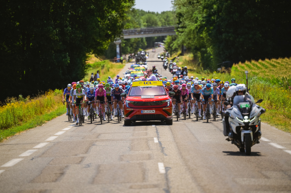 Tadej Pogačar, winner of the 113th Tour de France, receives crystal trophy created by Škoda Design