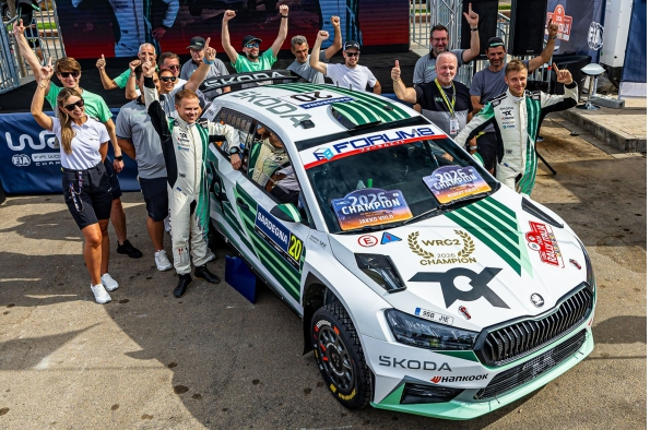Championship-winning Škoda crews